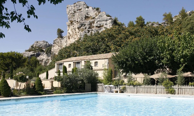 Les Baux-de-Provence Hotel | Baumanière - Les Baux de Provence