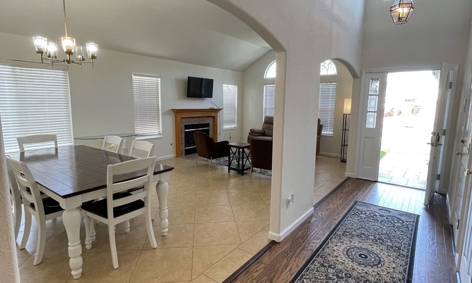 Salinas Casa | Bay Area Coastal Hideaway - Remodeled family size home! - 25 min from the beach!