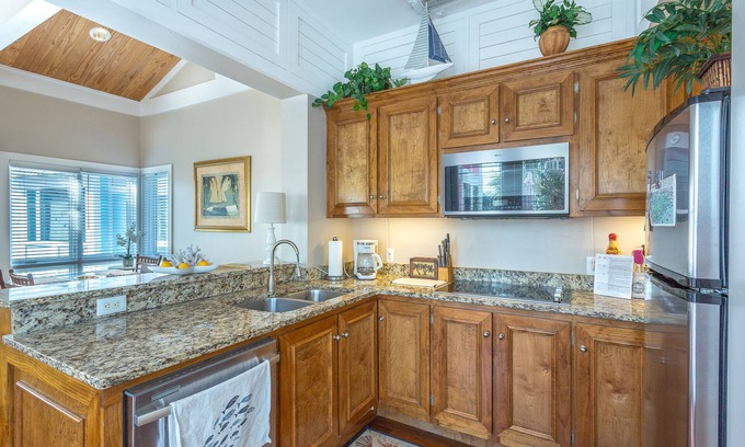 Carrabelle Cabaña | Bay Bliss1br/1ba- Season Special! Less than 5 minute walk to the beach