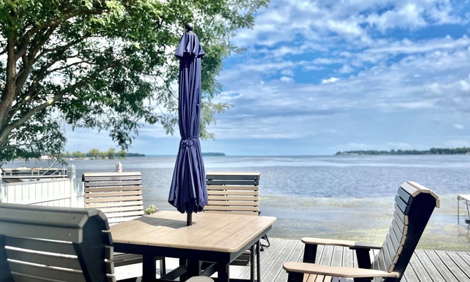 Brewerton Casa | Bay-breeze Inn on Oneida Lake!