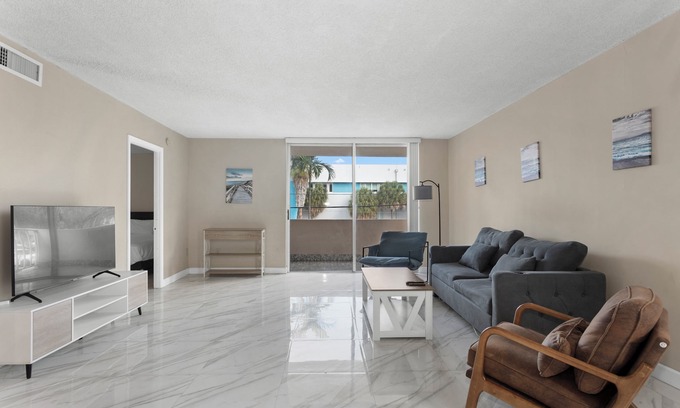 Bay Harbor Islands Apartamento | Bay Harbor Sunset Apt 2A