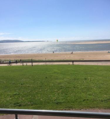 Llanelli Apartamento | Bay View