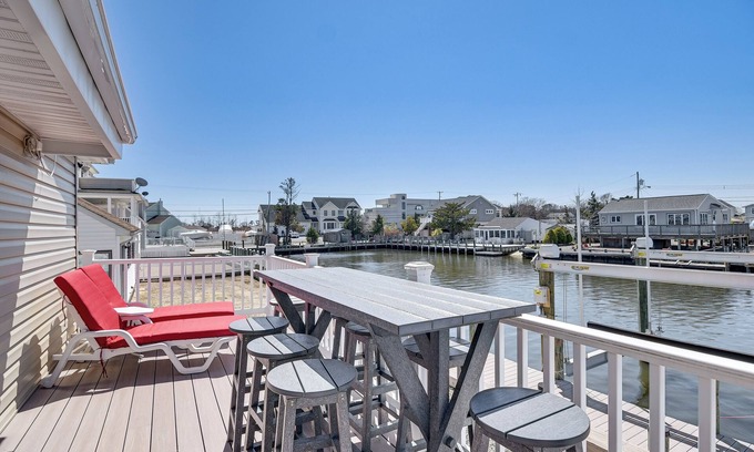 Forked River Casa | Bayfront Home w/ Boat Dock & Deck in Forked River