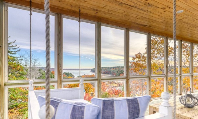 Phippsburg Casa | ¡NUEVO LISTADO! Casa frente a la bahía con vistas de 270 grados, terraza y porche, cerca de Popham Beach