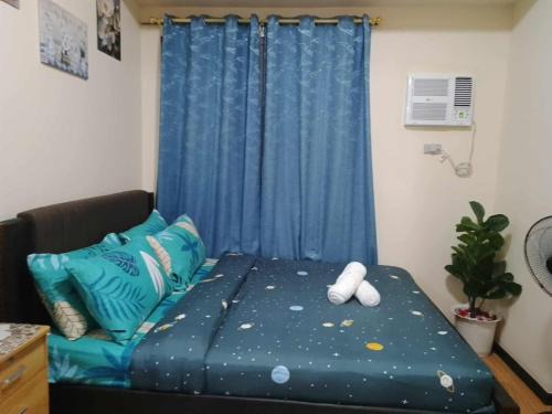 Pasay Apartamento | Bayfront Staycation at The Radiance Manila Pet-Friendly, Pool & Gym near Airport, MOA, Star City, Manila World Trade Center & Manila Bay Views