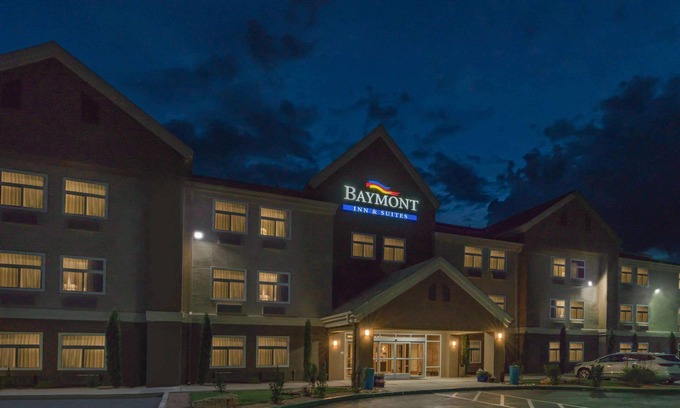 Albuquerque Hotel | Baymont by Wyndham Albuquerque Airport