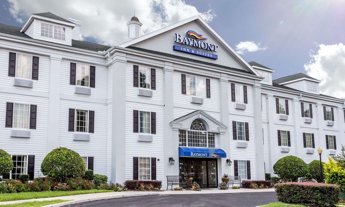 Lakeland Hotel | Baymont by Wyndham Lakeland