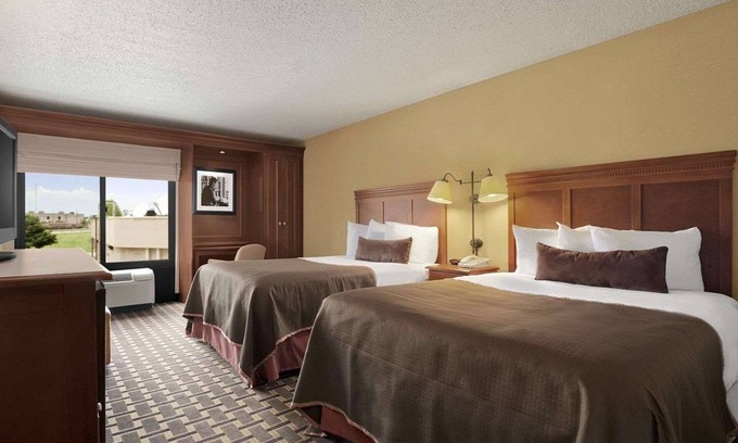 Lewisville Hotel | Baymont by Wyndham Lewisville