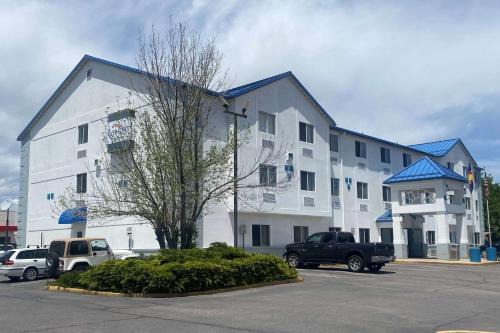 Loveland Hotel | Baymont by Wyndham Loveland - Fort Collins Area