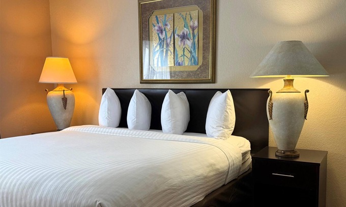 Plainfield Hotel | Baymont by Wyndham Plainfield/ Indianapolis Arpt Area