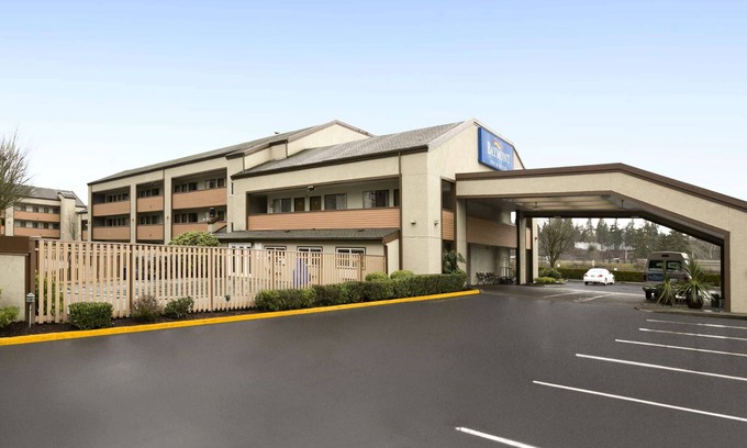 Totem Lake Hotel | Baymont by Wyndham Seattle/Kirkland WA