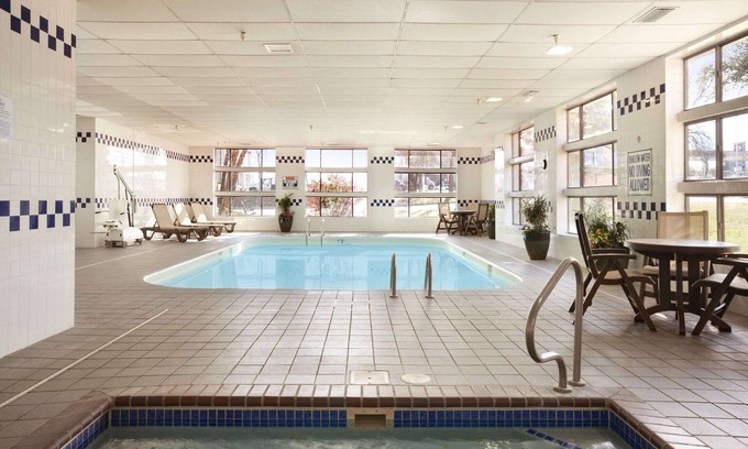 Sioux Falls Hotel | Baymont by Wyndham Sioux Falls