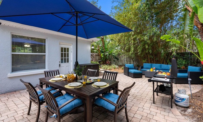 Virginia Park Casa | Bayshore Bungalow – Steps from Scenic Waterfront