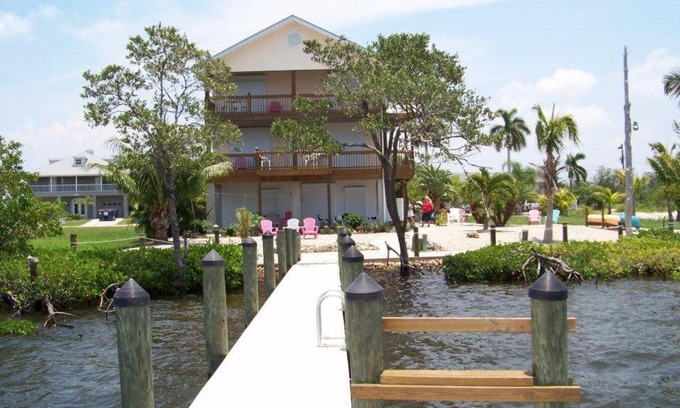 Matlacha Isles-Matlacha Shores Cama Y Desayuno | Bayview BnB