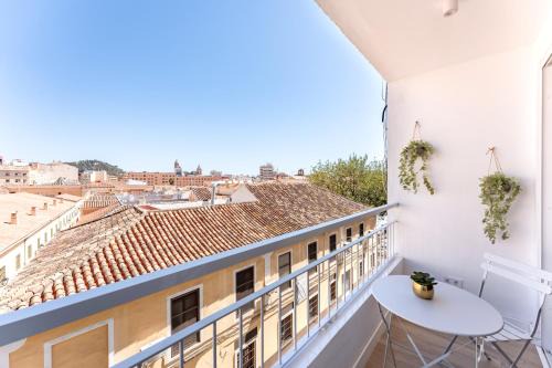 Perchel Norte Apartamento | Bazán City Center Apartment