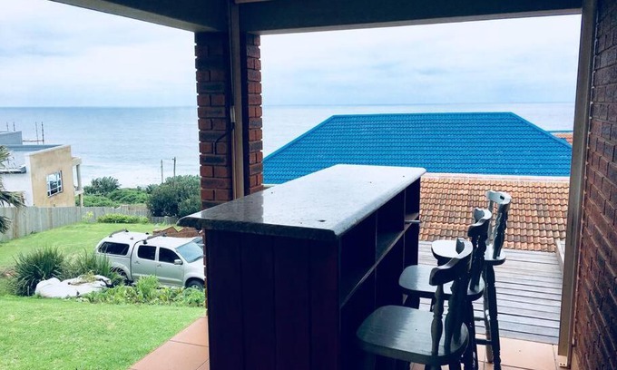 Umdoni Apartamento | Bazley High Rocks Top Cottage
