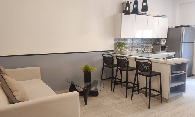 Talbieh Apartamento | BBA - New Coby Renovated 3BR at Molkho street