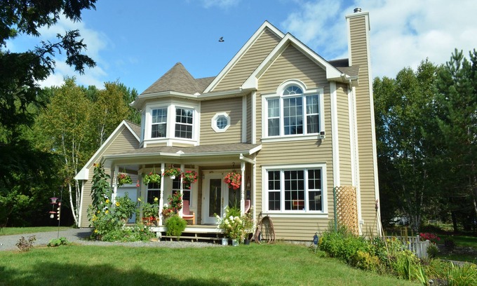 Mont-Tremblant Casa | Mont Tremblant Family Villa, cocina completa, camas cómodas, hasta 9 personas