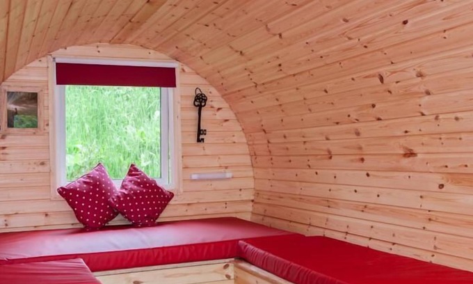 Glen Urquhart Alquiler De RV | BCC Lochness Glamping