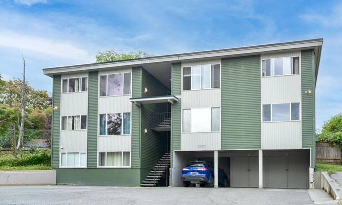 Highline Apartamento | BD 37 5-Apt Complex (7b5b) Near Airport