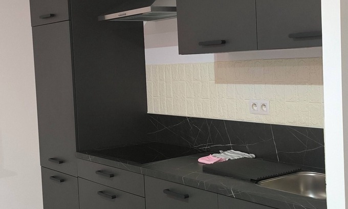Statiekwartier Apartamento | Be welcome in this spacious centrally located Studio, in Antwerp