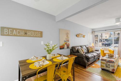 Central Mission Beach Casa | Beach-2-Bay 1br - In the Heart of Mission Beach