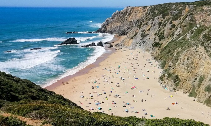 Almocageme Casa | Casa da Ursa, beach and the countryside together!