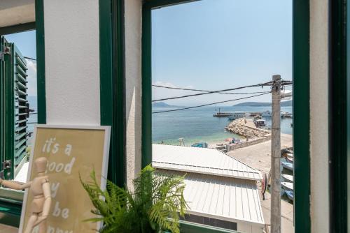 Slatine Apartamento | Beach Apartman Marela
