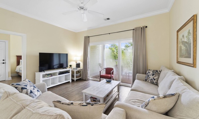 North Litchfield Beach Condominio | BEACH BLISS 2Bedroom/2 Bath condo in Litchfield!