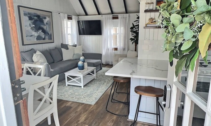 Normandy Beach Casa | Beach Block 1940s Bungalow: Embrace Coastal Charm and Timeless Vintage Vibes!