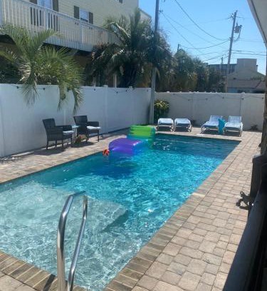 Windy Hill Casa | Beach Breeze 1, short walk to Atlantic Ocean, pet friendly, very quiet & family friendly