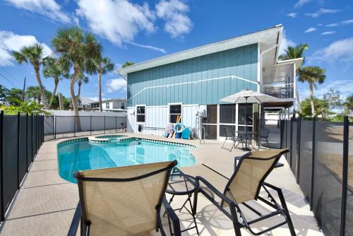 Mid Island Casa | Beach Bungalow 1 by Sun Palace Vacations