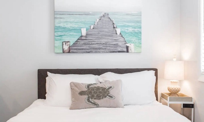Fox Lake Casa | Beach Bungalow Getaway ★ Chain O Lakes
