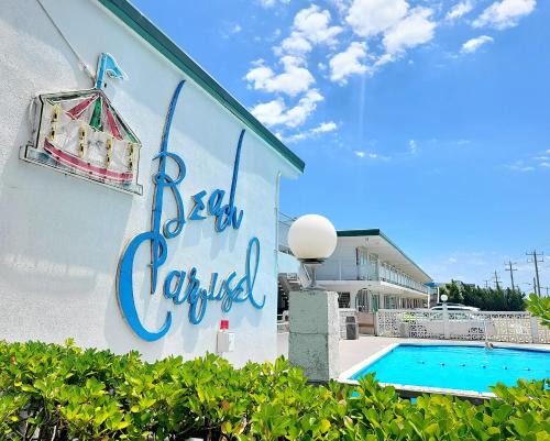 Northeast Virginia Beach Hotel | Beach Carousel Virginia Beach