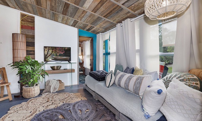 Jacksonville Beach Casa | Casita de playa con casa del árbol. Acogedor, único. 10 minutos. a Mayo-Mascotas