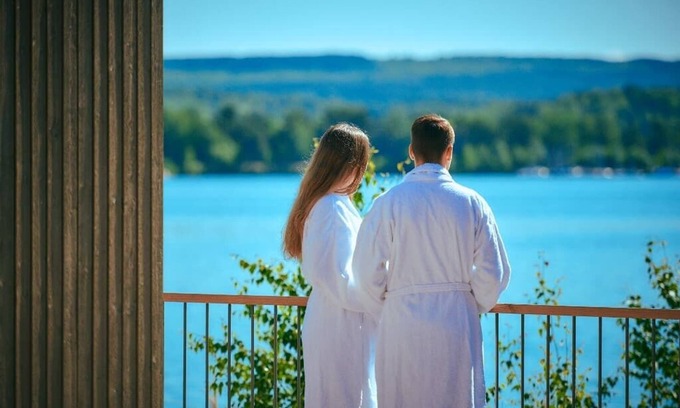 Steinberg am See Apartamento | Beach chalet (80sqm) with kitchenette and lakeside terrace