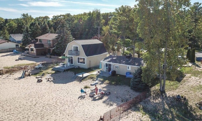 Oscoda Casa | Beach Club of Oscoda - All 4 Beachfront Cottages