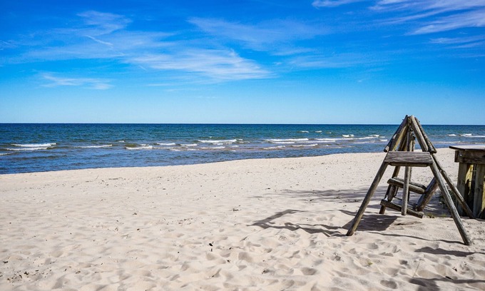 Oscoda Cabaña | Beach Club of Oscoda Cottages