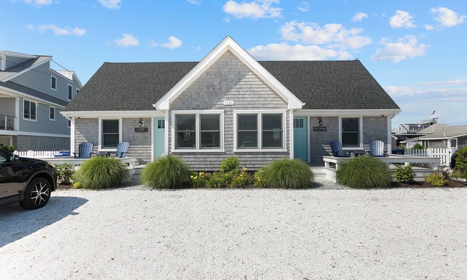 Jerusalem Condominio | Beach Condo ! Across From East Matunuck State Beach !