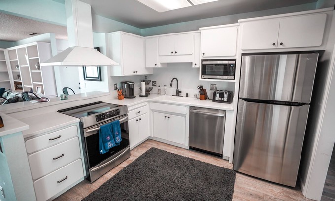 Rio del Mar Condominio | Beach Condo with Pool Access, Quick Walk to Beach