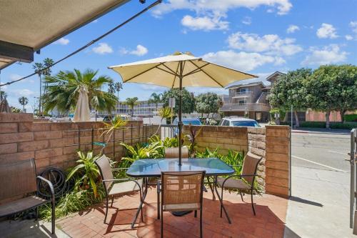 Carpinteria Apartamento | Beach Condo with Private Patio #135