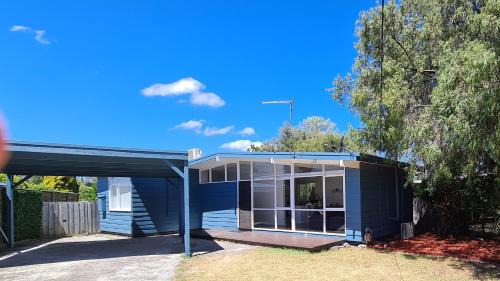 Capel Sound Casa | Beach Cottage. 100m to the beach 9minutes to Hot Springs. Pet Friendly