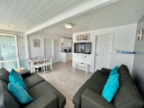 Westleigh Chalet De Esquí | Beach Cottage 44, Just Minutes Walk From The Sea