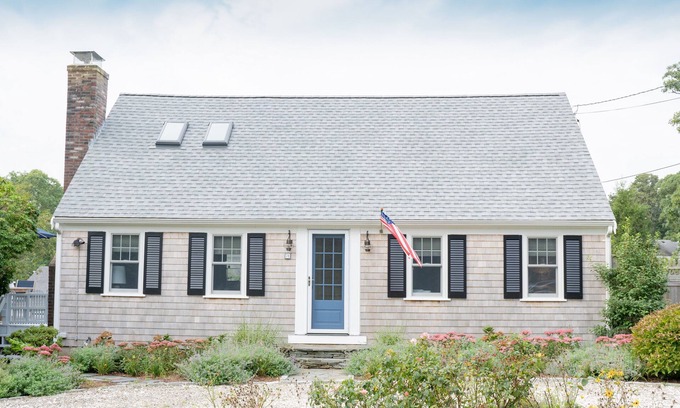 West Chatham Cabaña | Beach Cottage 4BD/2BATH (2,138 sqft)
