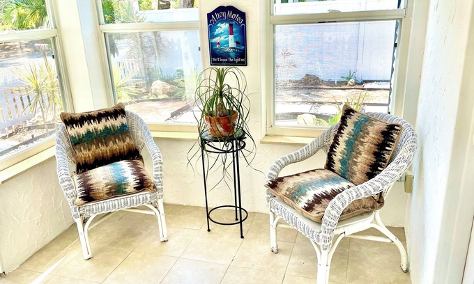 Gulfport Cabaña | Beach Cottage in Gulfport