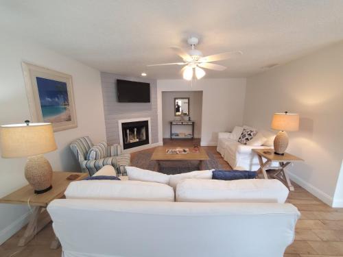 St. Augustine Casa | Beach Cottage on C Street