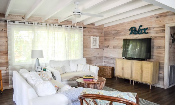 Placida Cabaña | Beach Cottage on Private Little Gasparilla Island, relax & unwind!