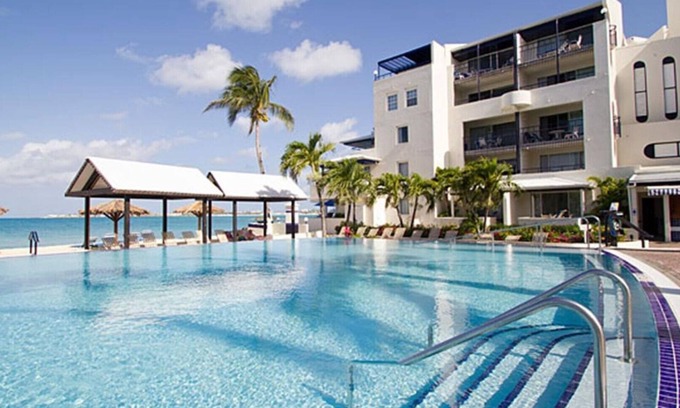 Simpson Bay Complejo | Beach front 1 bedroom apartment overlooking Simpson Bay (Feb.13-20, 2021)