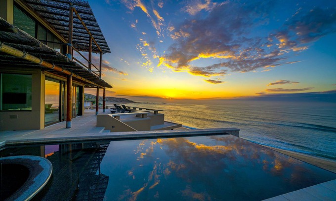 Los Cabos Casa | Frente a la playa de 8,500 pies cuadrados Villa, piscina infinita, piscina prístina