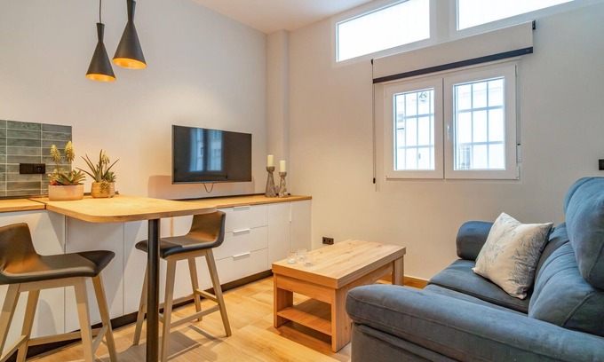 Torrenueva Apartamento | Apartamento en primera línea de playa.